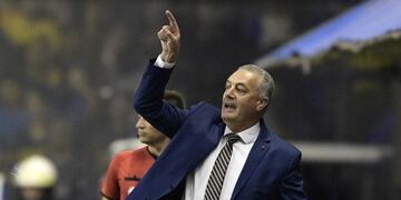 Boca: Alfaro probó un equipo pensando en Racing y Tevez volvió a entrenarse diferenciado\u002E (AFP)