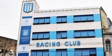 Allanaron la sede de Racing por presunta administración fraudulenta\u002E