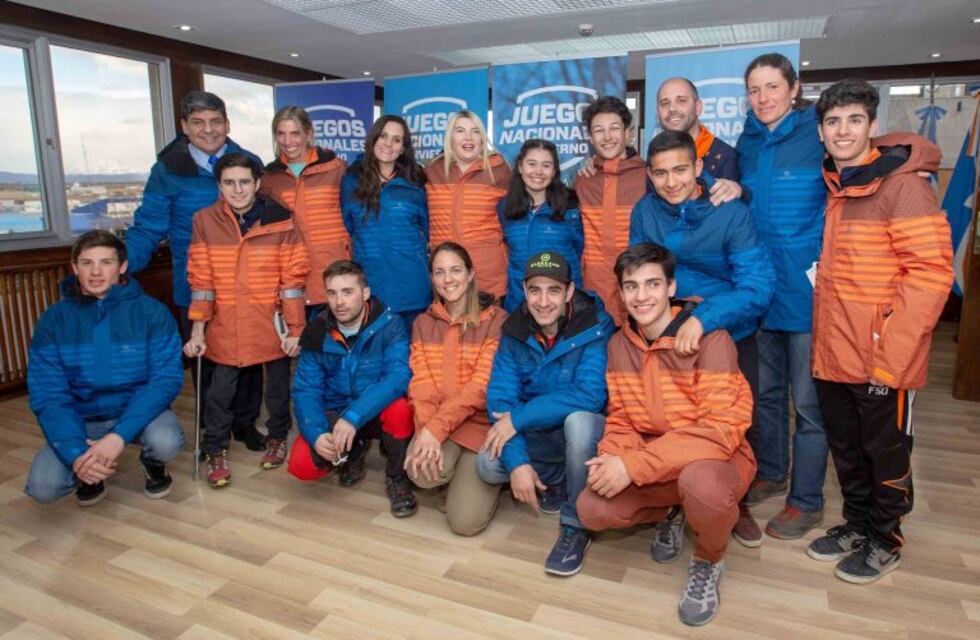 Bertone recibió a la selección fueguina que participará de los Juegos Nacionales de Invierno en Ushuaia