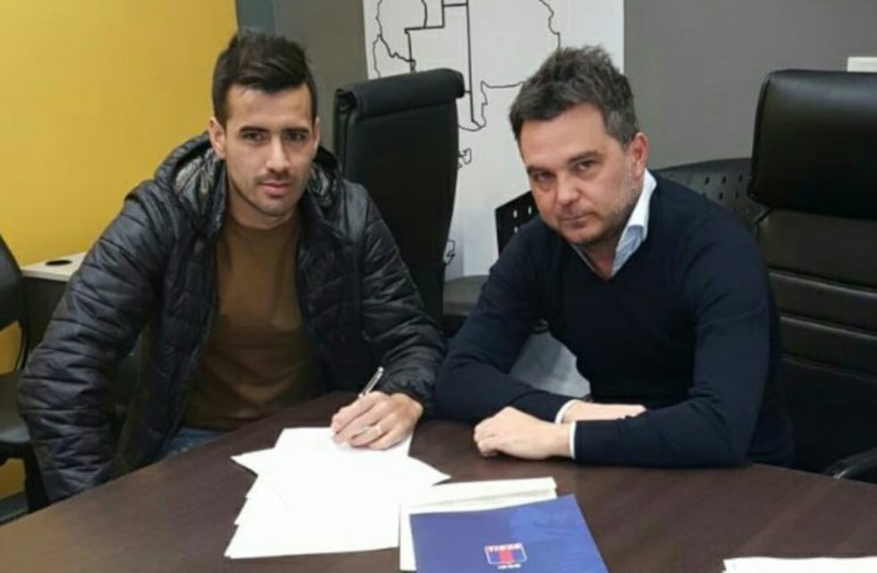 Sigue el éxodo leproso: Mansilla dejó Newell's y firmó con Tigre