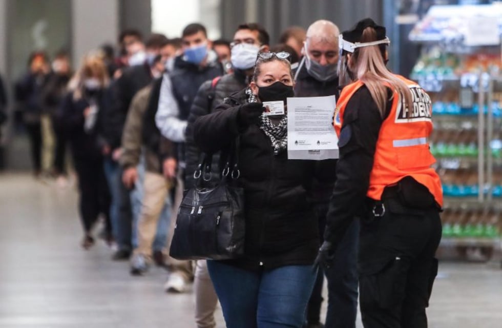 Coronavirus en Argentina: no frenarán la circulación en Semana Santa, pero piden extremar la prevención