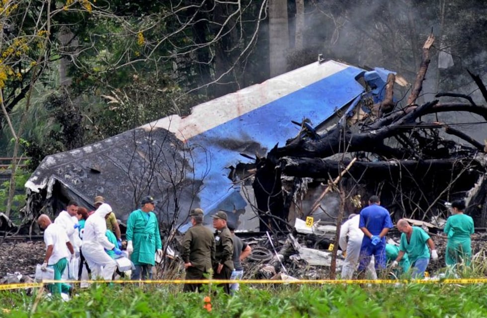 Recuperaron la caja negra del accidente aéreo de Cuba