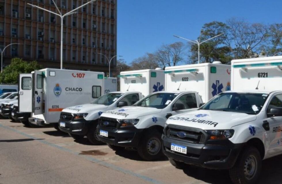 Salud de Chaco entregó ambulancias para siete localidades
