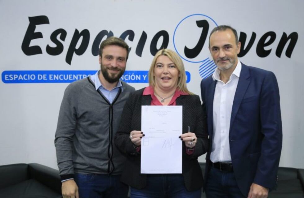 Bertone promulgó las leyes de promoción de la industria del software y de industrias creativas