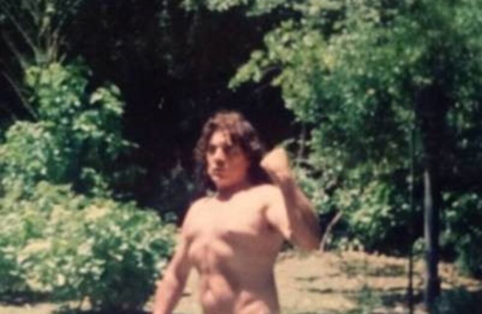 Encuentran fotos de Pappo que el cantante nunca retiró de una casa de fotografía