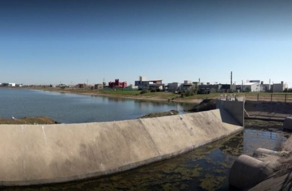 Denuncian que la desarrolladora demandada en Roldán cerró sus oficinas y cancelará servicios