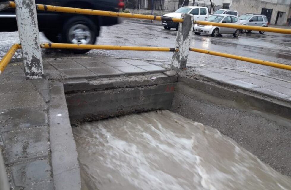 Alerta meteorológico en Comodoro por fuertes lluvias