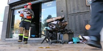 El fuego empezó en el taller pero se esparció rápidamente\u002E