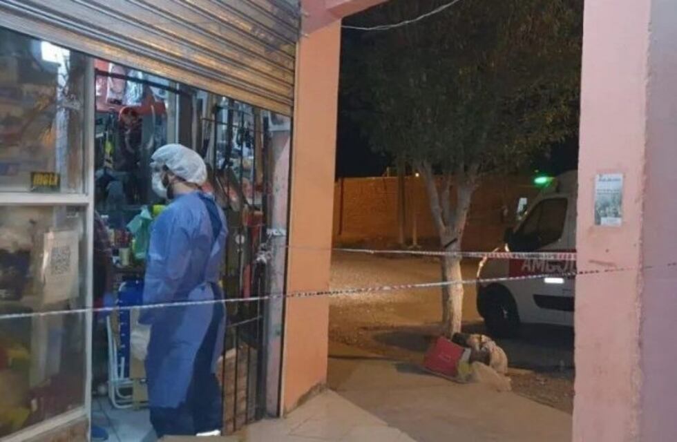 Un ferretero preso porque volvió de Buenos Aires y abrió su negocio