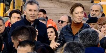 El presidente Mauricio Macri, acompañado por la gobernadora bonaerense María Eugenia Vidal, inició obras en la ruta 3 a la altura de Las Flores\u002E