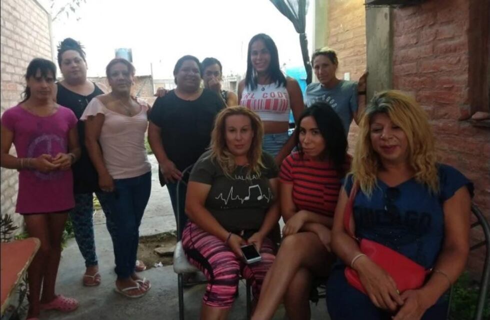 Las mujeres trans que pusieron un merendero para los niños