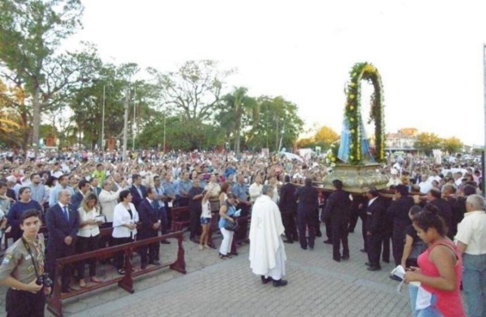 Multitudinaria celebración por el centenario de la Virgen de Itatí