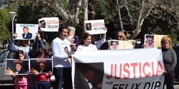 Familiares y amigos de Felix Dip marcharon para pedir justicia nuevamente\u002E Foto: Marianela Sánchez