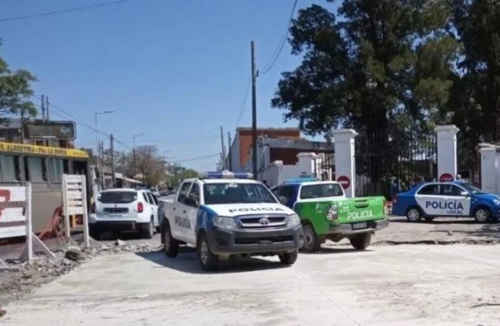 Lomas de Zamora: motociclistas despidieron a un muerto "a los tiros" y saquearon todo a su paso