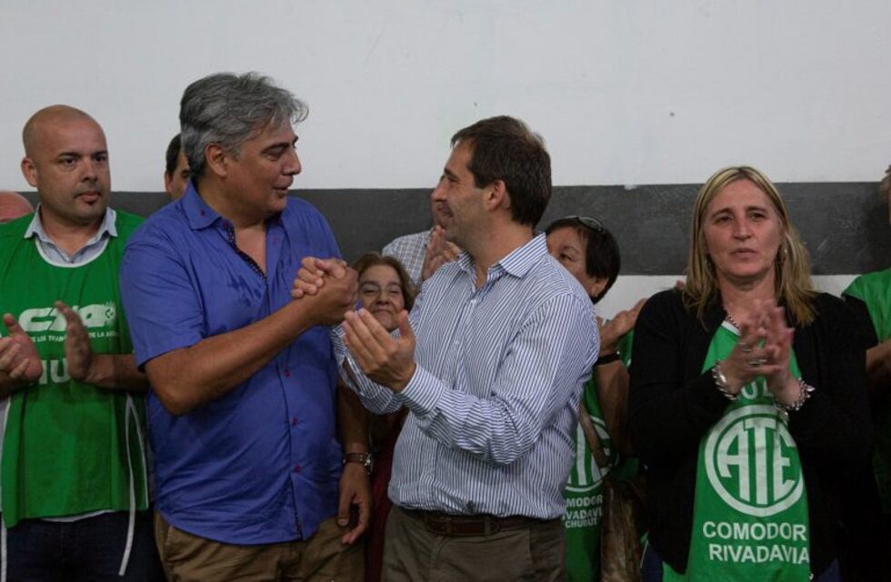 Luque acompañó la asunción de la comisión directiva de ATE