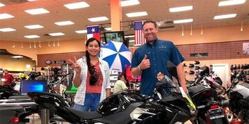 Coronavirus: le robaron la moto con la que se movilizaba a una enfermera y Kawasaki la sorprendió