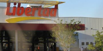 Hipermercado supermercado Libertad Godoy Cruz, Mendoza