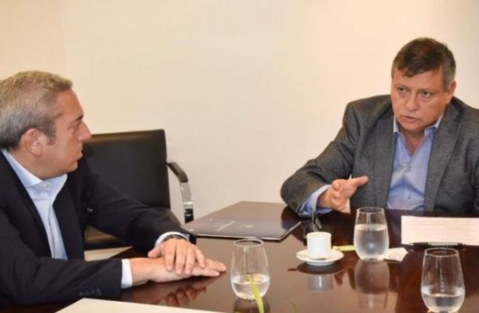 Chaco reclama fortalecer el transporte fluvial de combustible