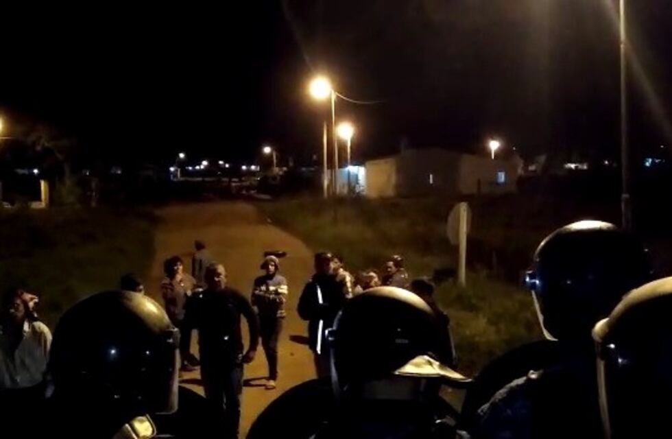 Manifestación en Ruta Nacional Nº 11 concluye con intervención policial