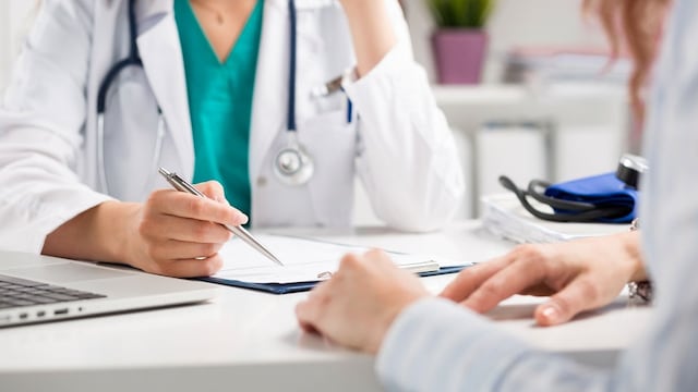 Cáncer: 1 de cada 5 hombres y 1 de cada 6 mujeres en el mundo desarrollan la enfermedad