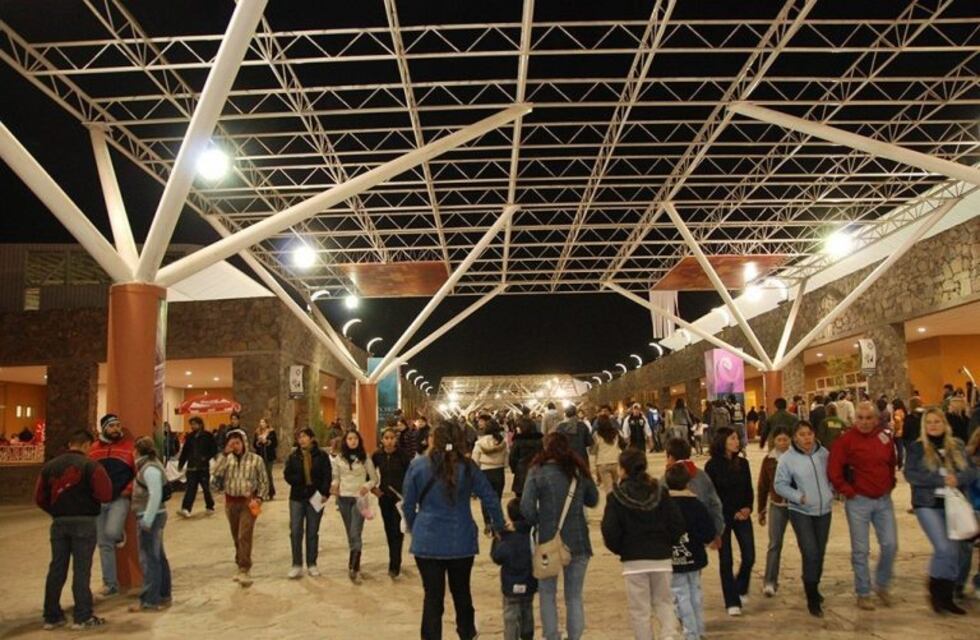 Por el coronavirus se decidió suspender la Fiesta Nacional del Poncho 2020