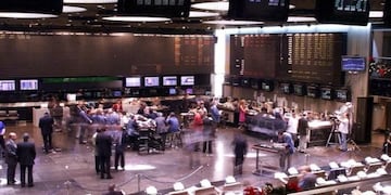 Riesgo País en baja tras la desaceleración de la inflación en Argentina\u002E