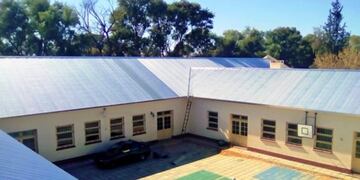 Escuela Benjamín Terán en Rama Caída