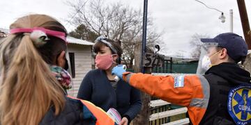 Intensifican los controles sintomáticos en barrios de La Plata (Municipalidad de La Plata)