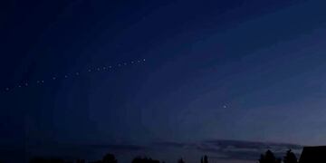 Satélites lanzados a la órbita baja\u002E (Captura de pantalla de video difundido vía Youtube)\u002E