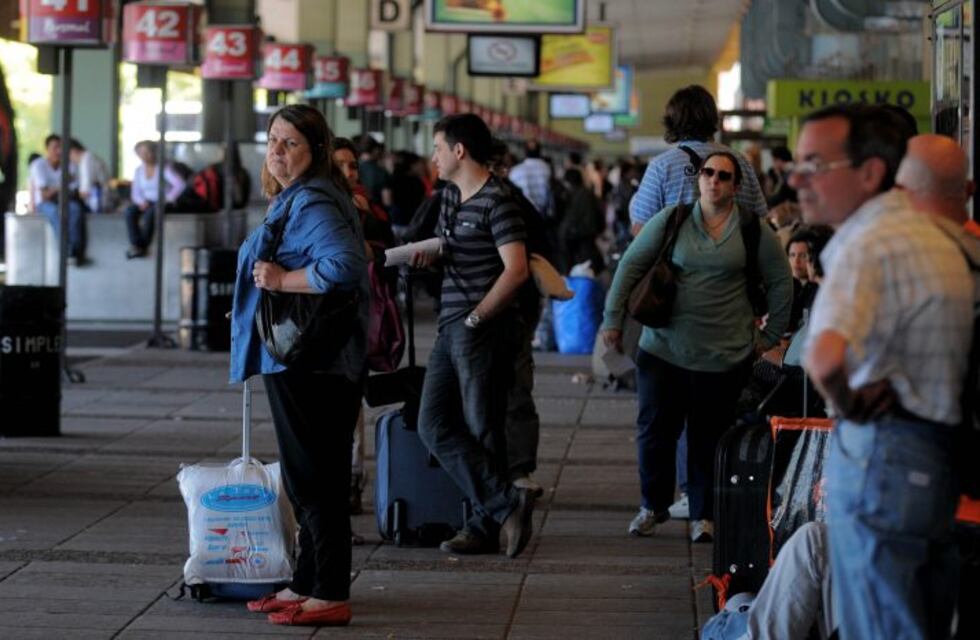 Los turistas gastaron en el fin de semana largo un 4% menos que el año pasado