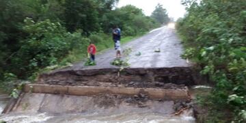 Se hundió un tramo de la ruta provincial 19 de Goya\u002E