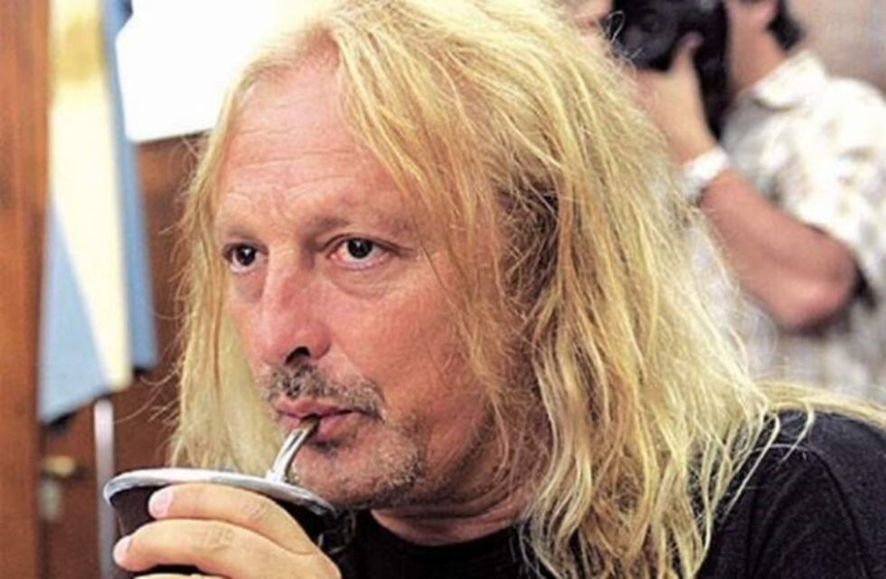 Rubén "Pollo" Sobrero llega a Santa Cruz en apoyo a petroleros procesados