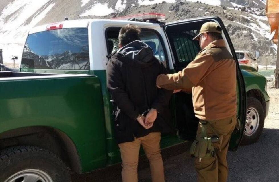 Detuvieron a un argentino por intentar coimear a carabineros
