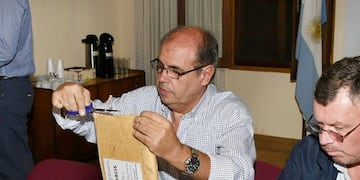 Comenzaron las licitaciones sobre las obras para las defensas costeras de las Islas Apipé\u002E