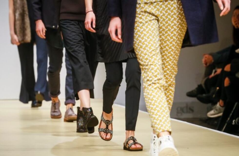 Domingo de Gran Desfile Show en Río Ceballos