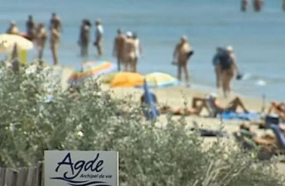 Organizaron una fiesta nudista y se contagiaron de coronavirus