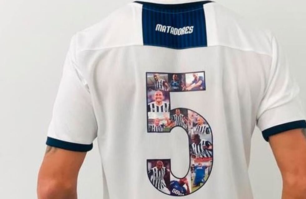 La camiseta del Cholo para su despedida del fútbol