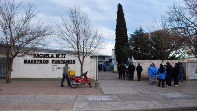 Escuela "Maestros Puntanos" de la ciudad de San Luis recibió una grave denuncia por un niño que desapareció en horario de clases.