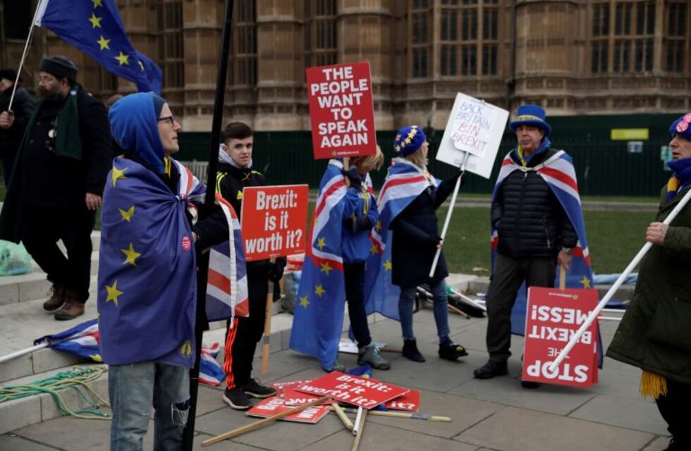 Gran Bretaña: la primera ministra Theresa May rechaza un segundo referéndum