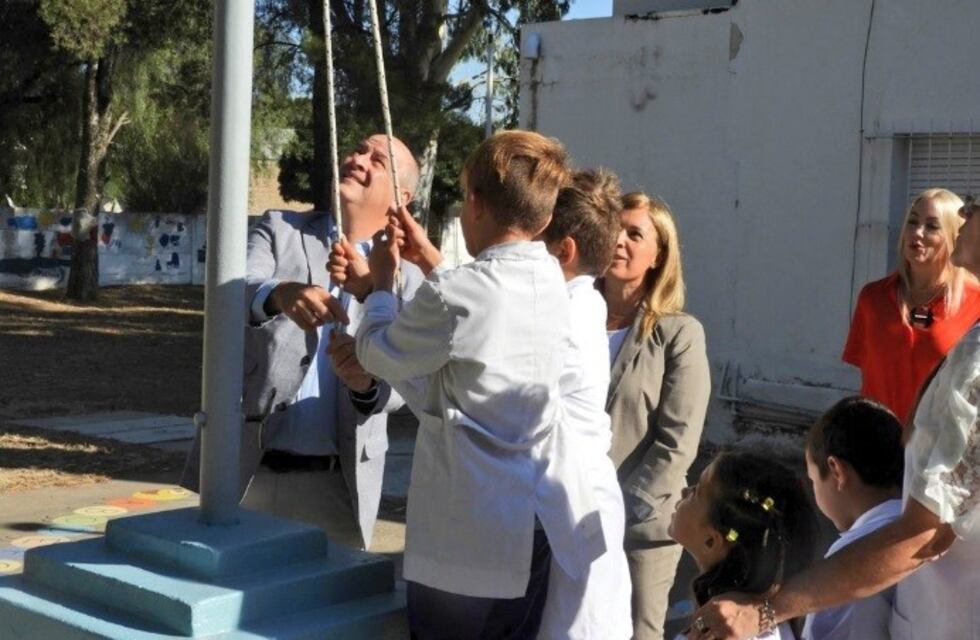 Ciclo Lectivo 2019: Uset destacó obras y la agradeció a los maestros