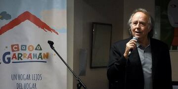 Joan Manuel Serrat cantó en el Garrahan