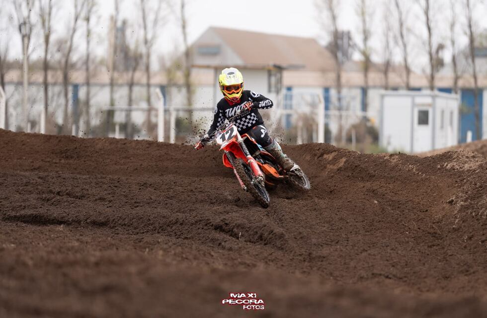 Santino Riba hizo podio en Río Tercero y sigue sumando buenos resultados y experiencia en el Cordobés de Motocross