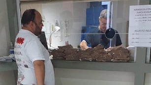 La foto viral de una protesta pacífica por las altas tarifas de luz desató una investigación.