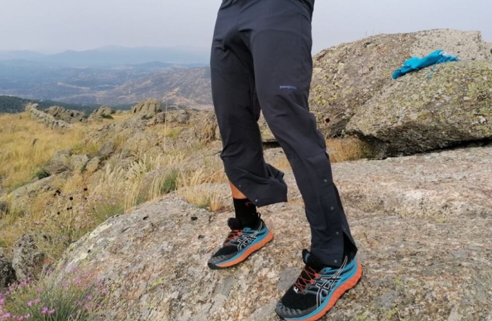 ¿Conviene comprar en Chile?: esto es lo que cuesta un pantalón de nieve Patagonia