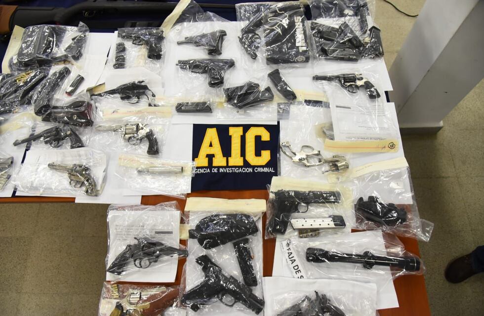 Imputaron a ocho integrantes de la banda que vendía armas de fuego a delincuentes