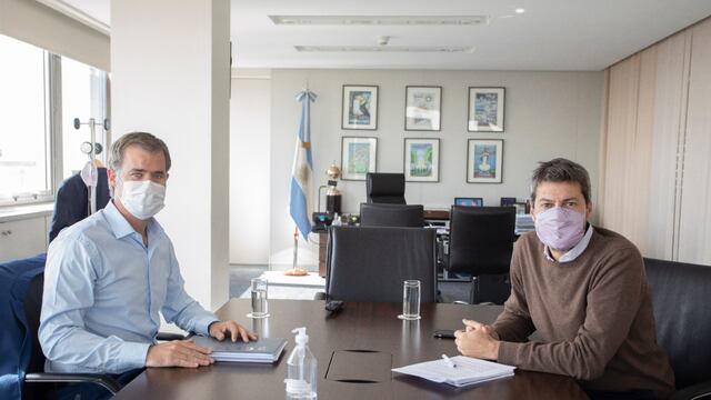 Matías Lammens y Piaggio