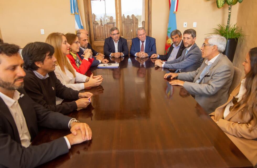 YPF y CAMYEN firman acuerdo para el desarrollo del primer proyecto conjunto de Litio