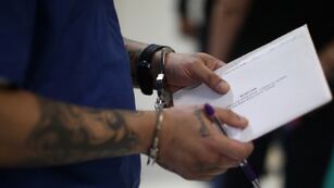 Alberto y Cristina arrasaron con los votos en las cárceles en las PASO