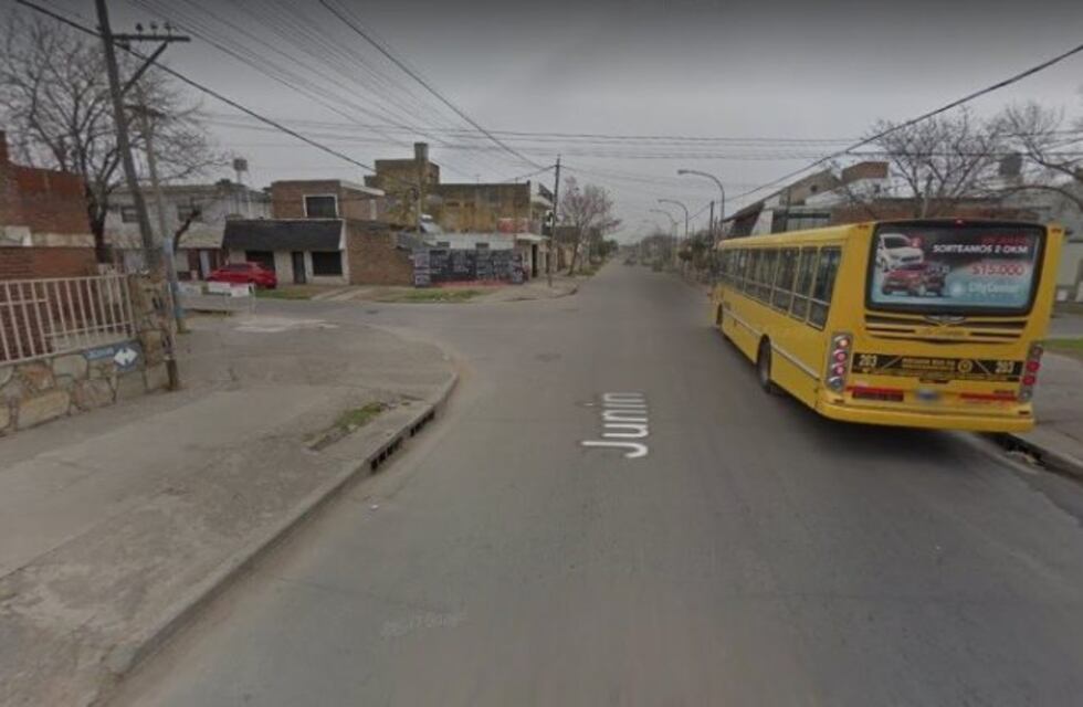 Conmocionados por dos brutales asaltos, vecinos de Ludueña reclaman más seguridad