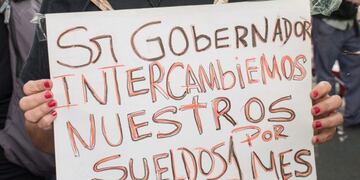 ATE reclama la apertura de la paritaria en la provincia\u002E